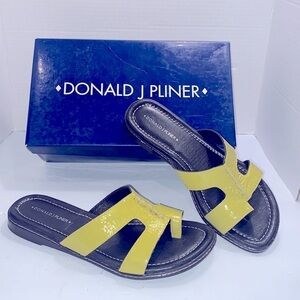 Donald J Pliner Sandals Size 9